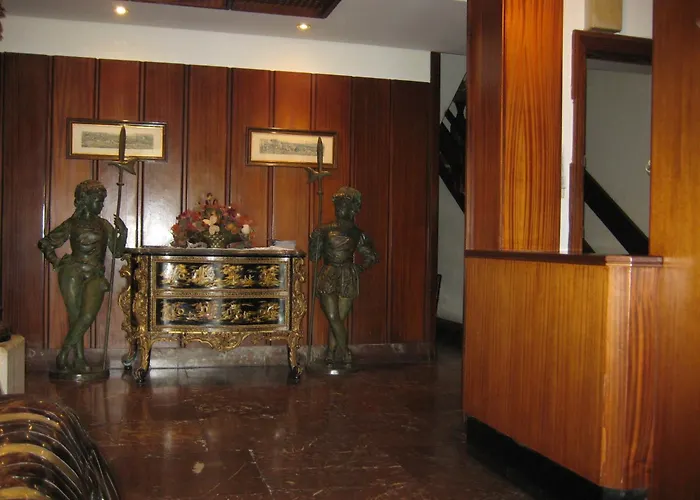 Hotel Gurutzeberri *