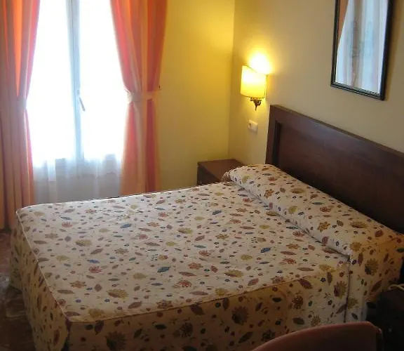 Gurutzeberri Hotel Oiartzun